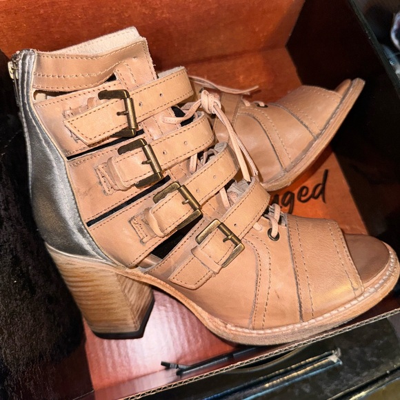 ⛔️ sold ⛔️ - Picture 2 of 6